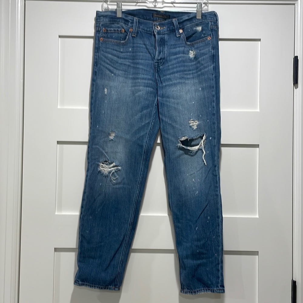 Abercrombie & Fitch Signature Collection distressed boyfriend jeans